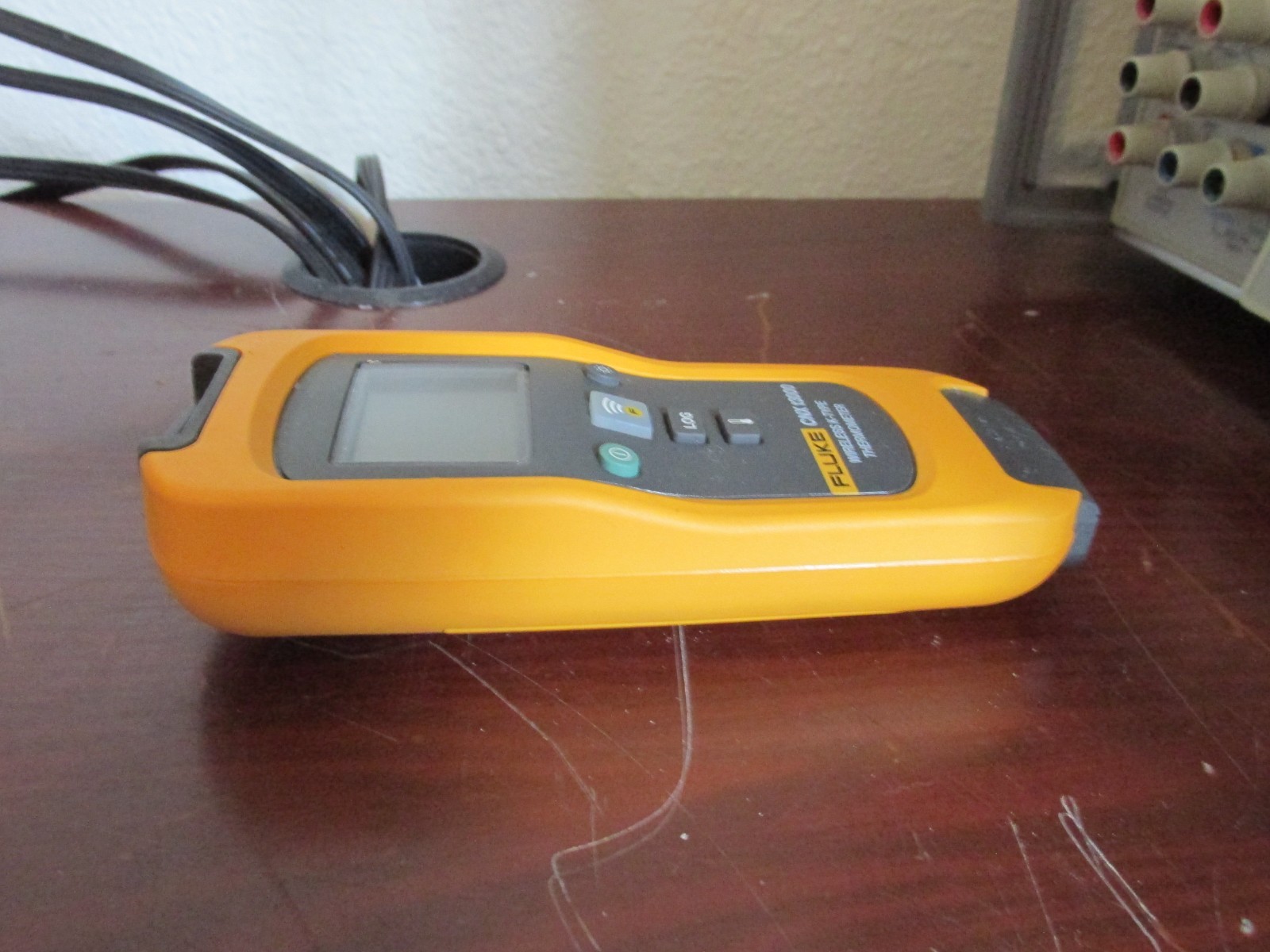 Fluke CNX t3000 K Type Thermometer **PASSES Fluke Performance Verification**