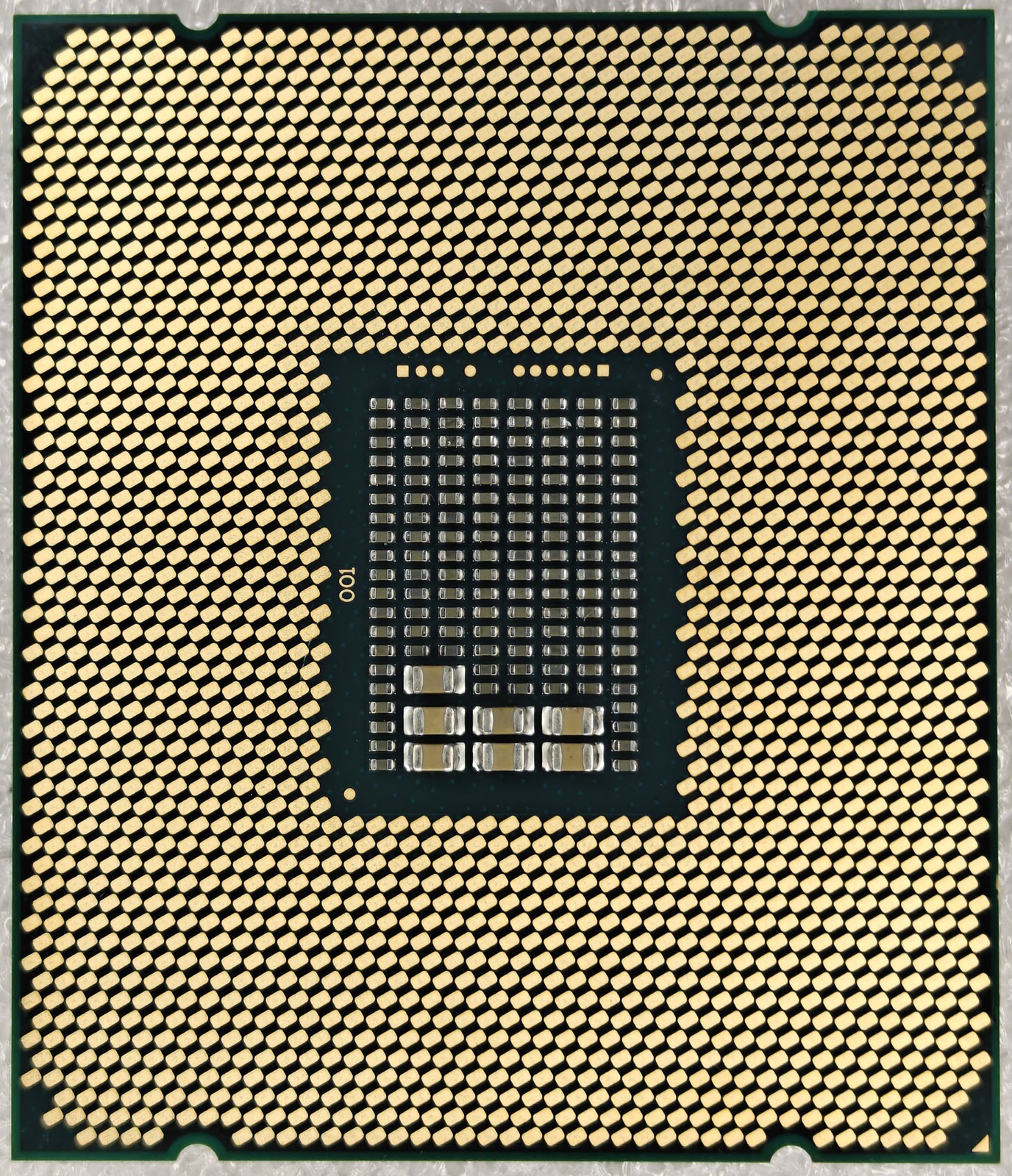 Intel Xeon E5-2686 V4 E5-2686V4 SR2K8 LGA 2011-3 Server CPU 2.3GHz 18-Core 36T