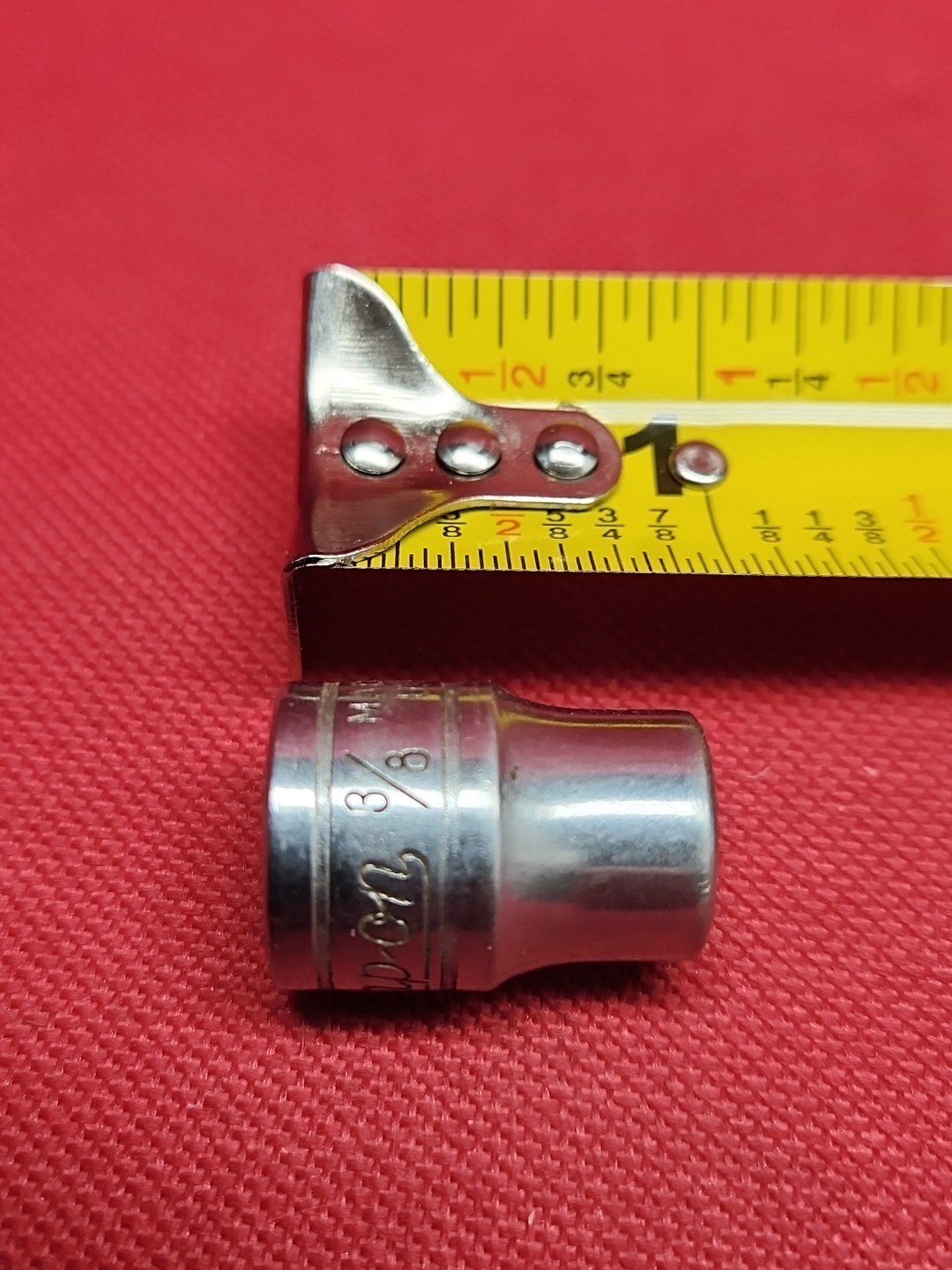 Snap On USA Tools F121 = 3/8" inch Drive 12-point 3/8" Inch Shallow Socket Nice!