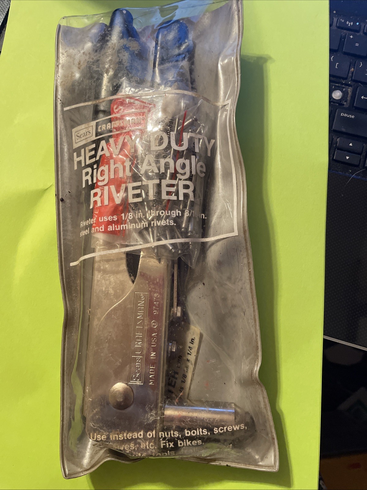 Sears Craftsman USA Heavy Duty Right Angle Hand Riveter 97473 W/ Rivets Vintage