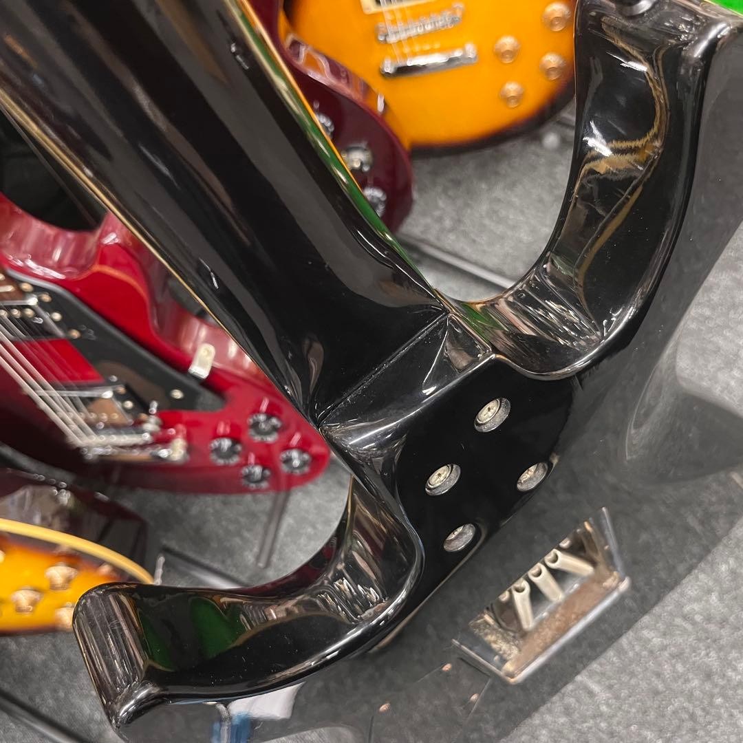 Grassroots Horizon locking tremolo Safe packing!
