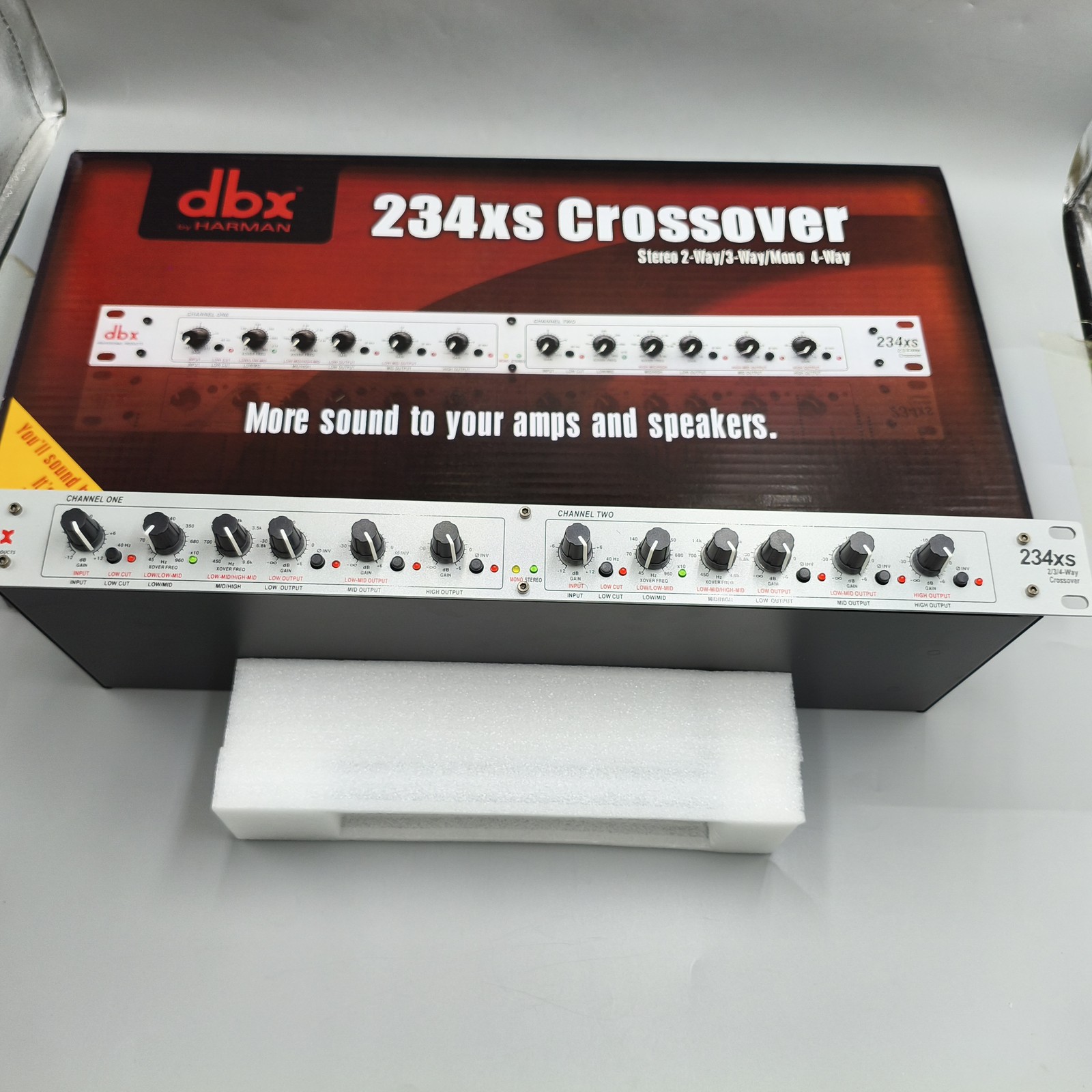 DBX 234xs 2-/3-Way Crossover Stereo Electronic 4-Way Crossover Mono Audio Device