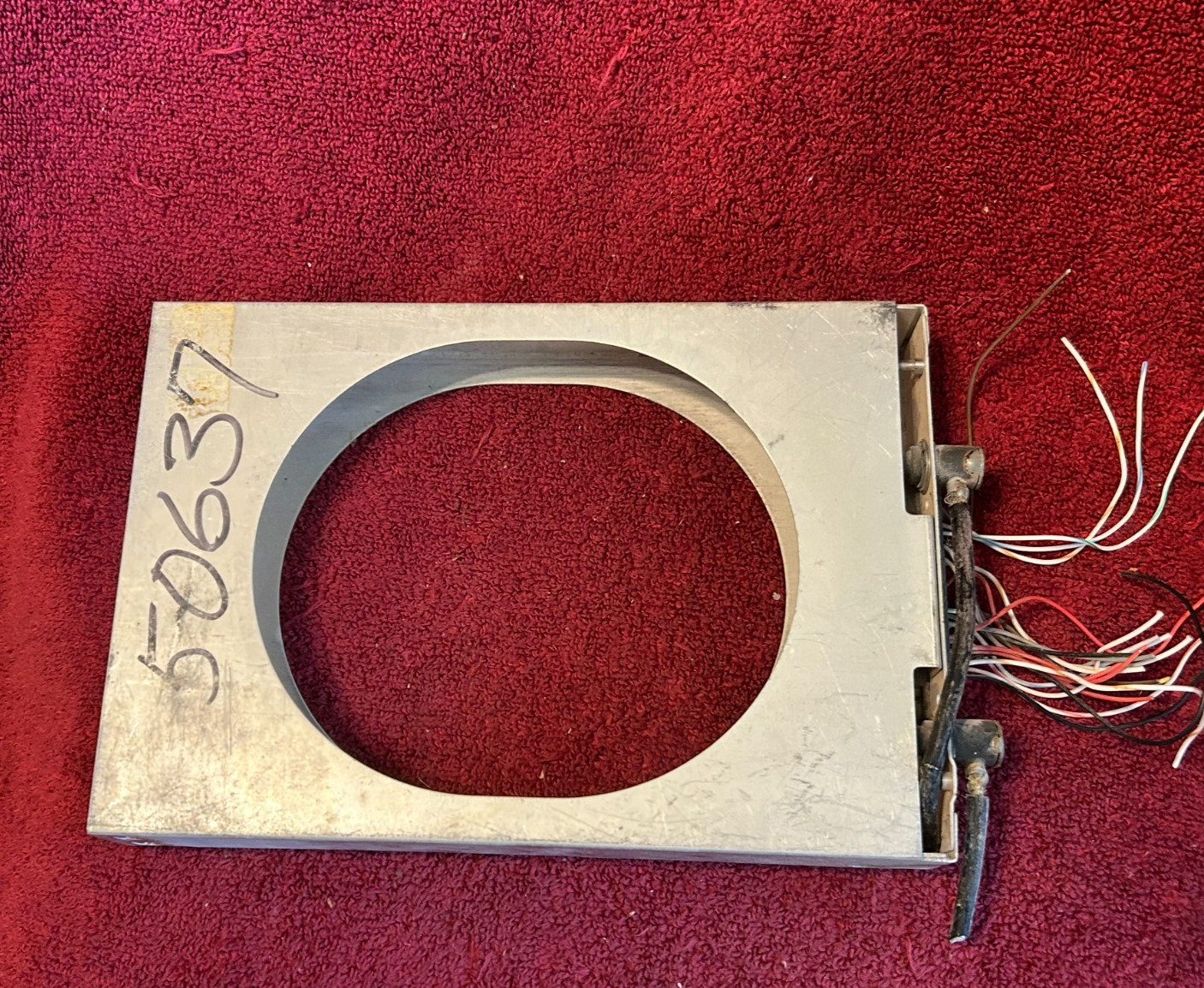 MOUNTING TRAY AND CONNECTOR FOR BENDIX/KING KN 53 NAVIGATION RECEIVER