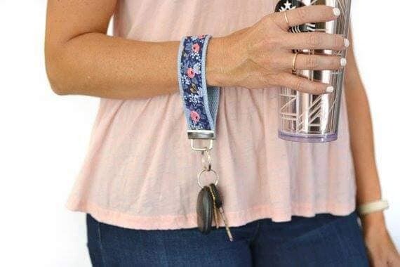 Seashells Wrist Keyfob / Wristlet Keychain
