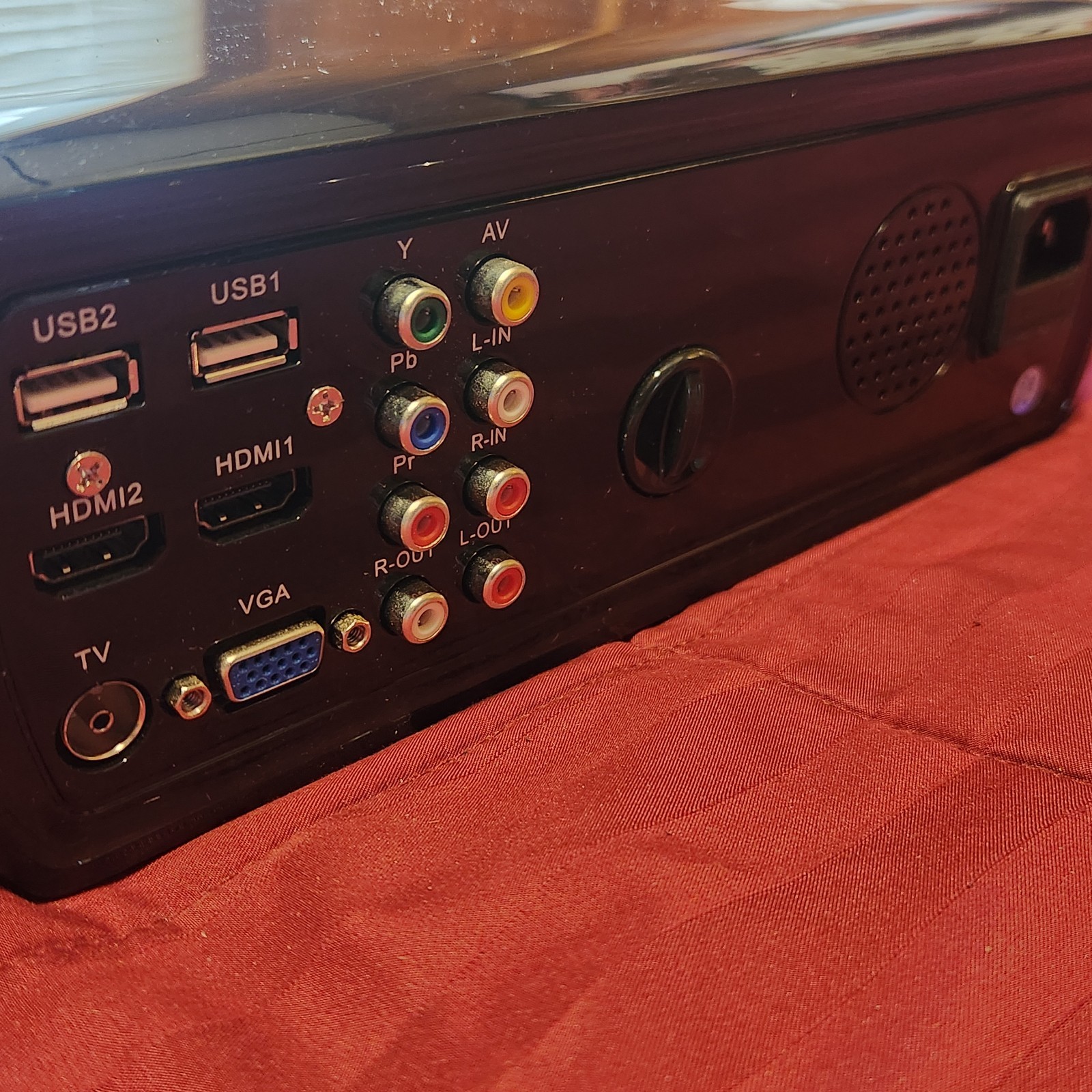 iRulu BL20 Mini LED Projector