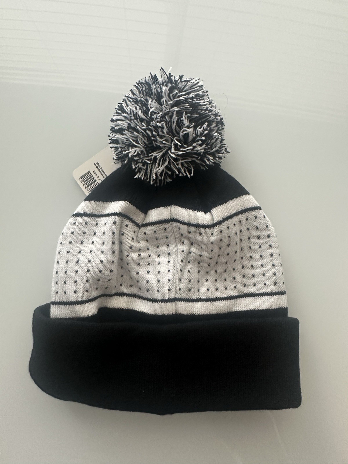 Juventus Adult Pegged Pom Beanie