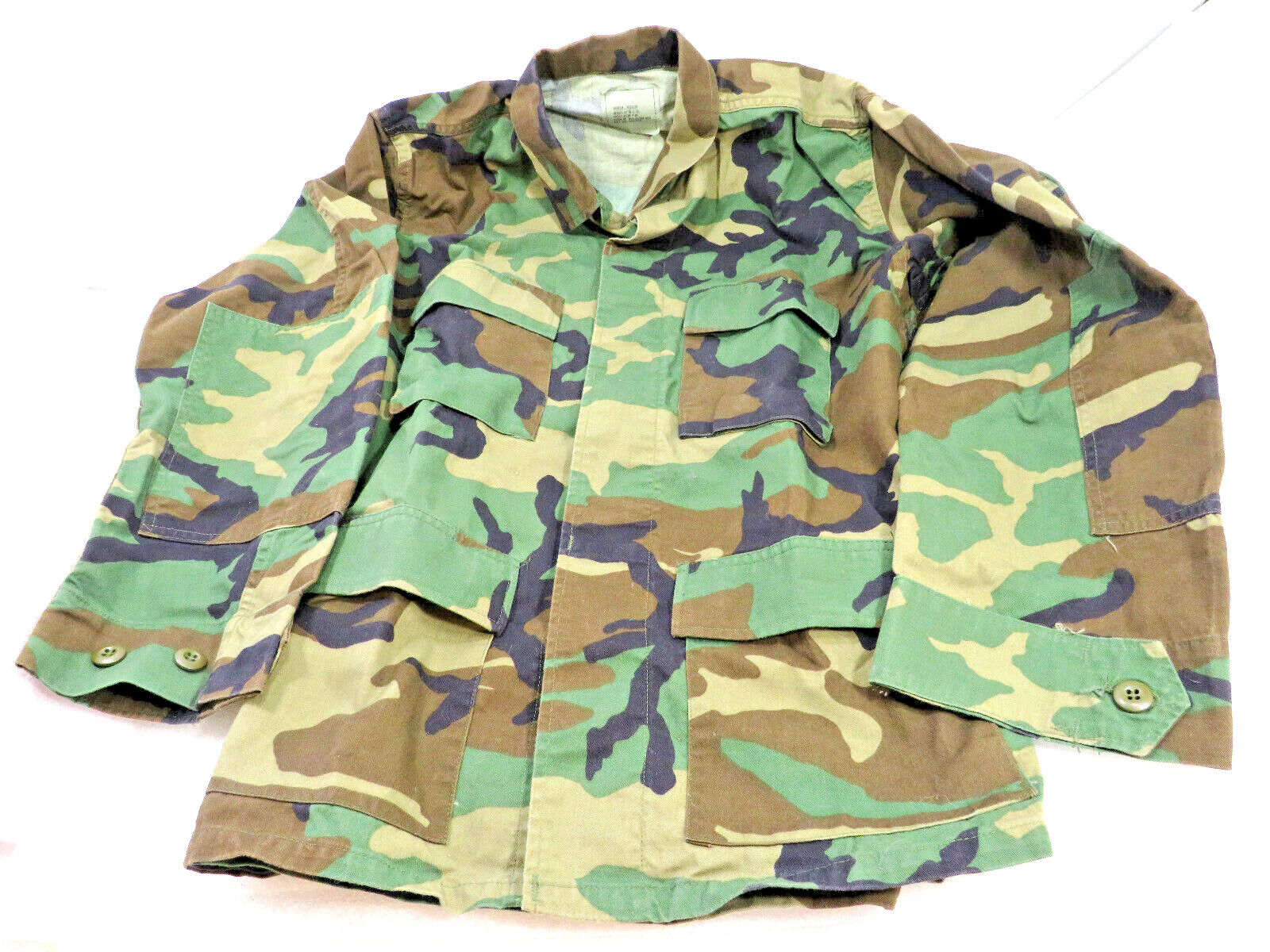 Coat Woodland Camo Pattern Medium Regluar Military Army? Golden Manufacturing Co