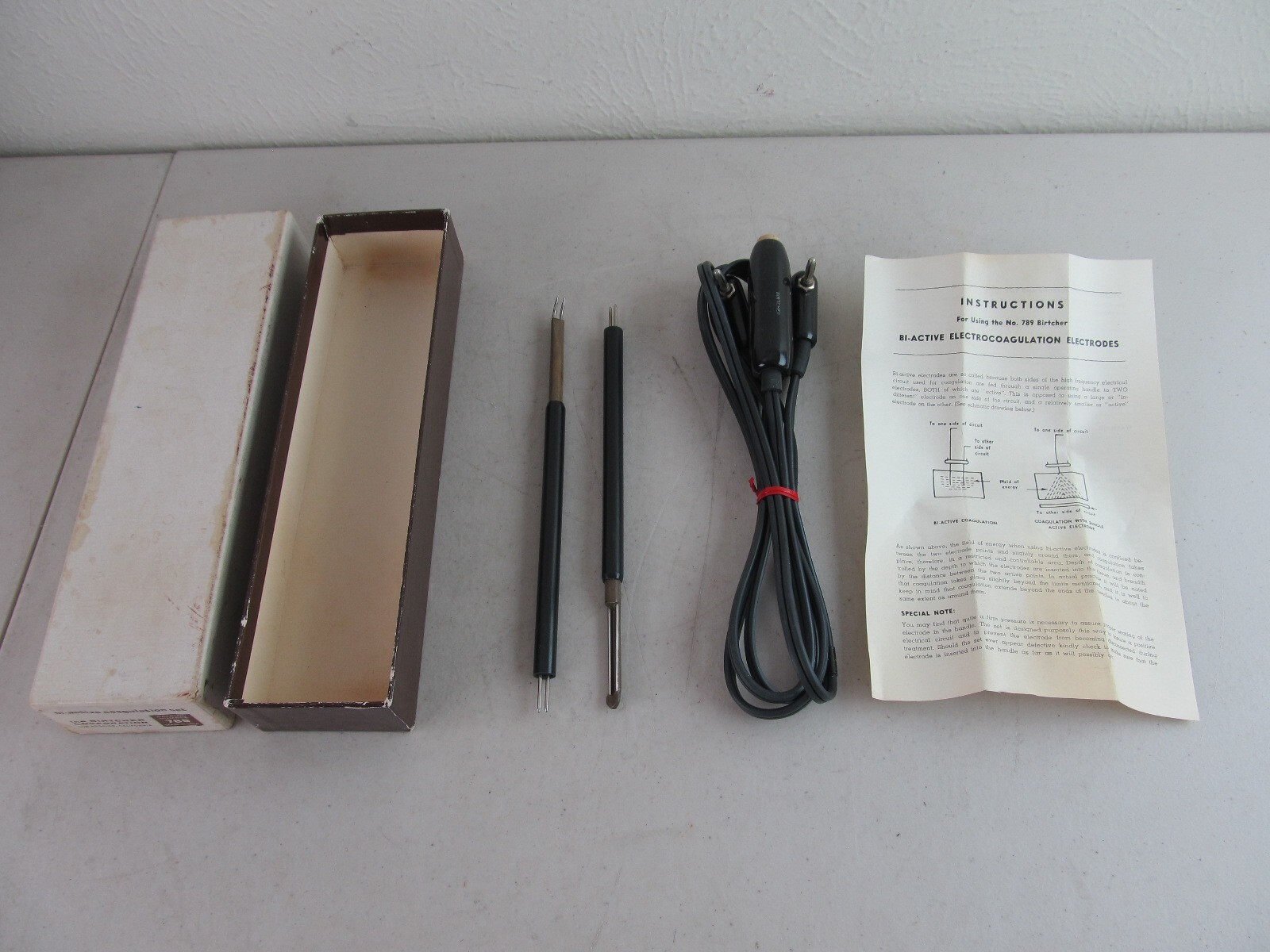 BIRTCHER 789 BI-ACTIVE COAGULATION SET w/ Box, Manual