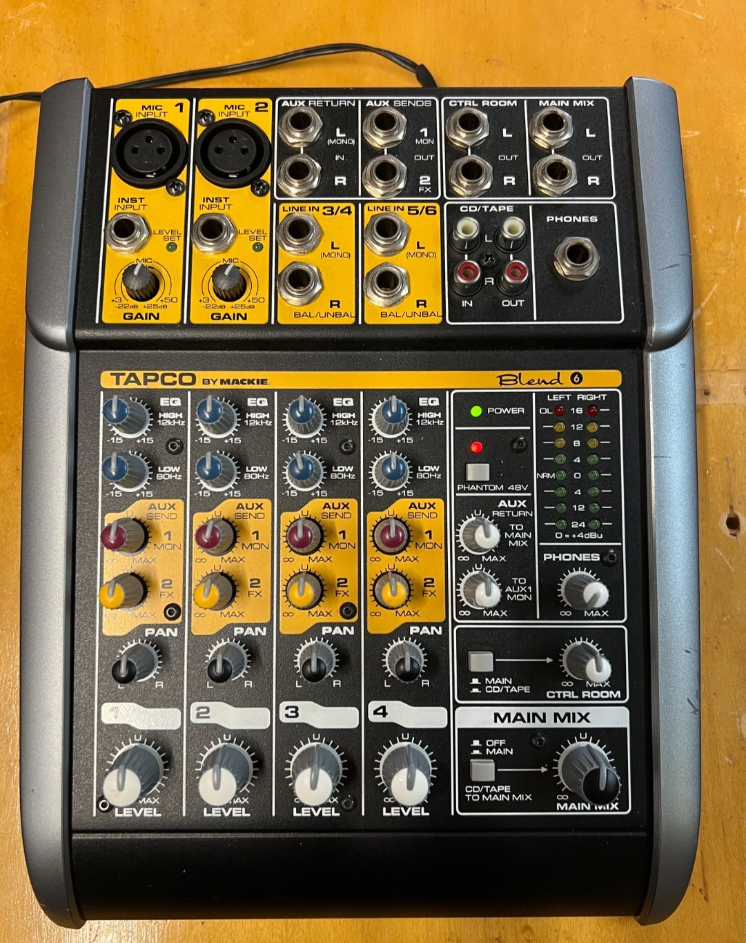 Tapco by Mackie Blend 6 Mixer TESTED Power Supply Included Excellent Condition