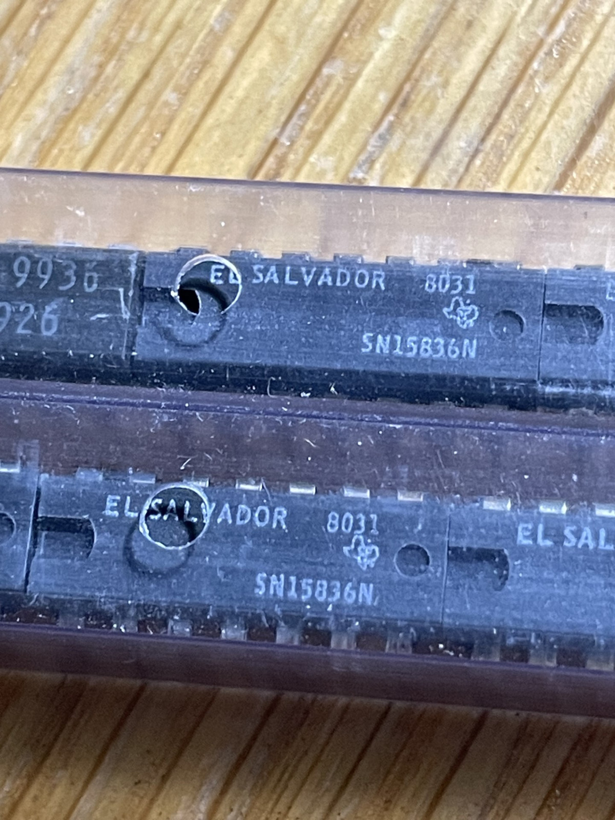 A lot of TWO (2) TI SN15836N, DTL HEX inverters in a PDIP14 package