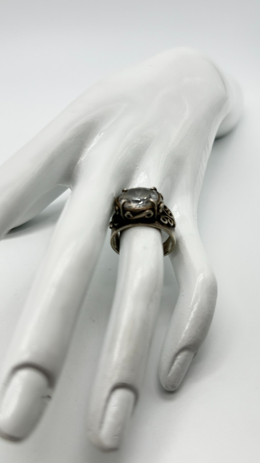 Unsigned Sterling Silver Clear Faceted Gemstone Ring Vintage Scrollwork Ring