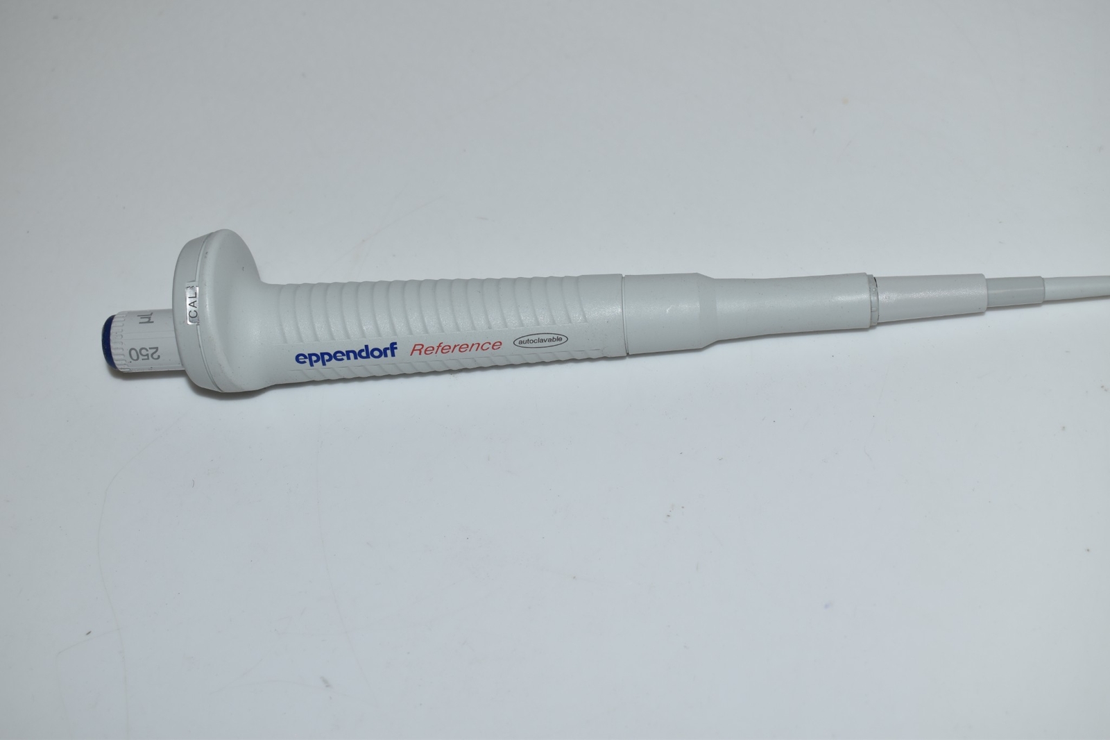 ^^ Eppendorf Reference 250 ul Pipette(RRA37)