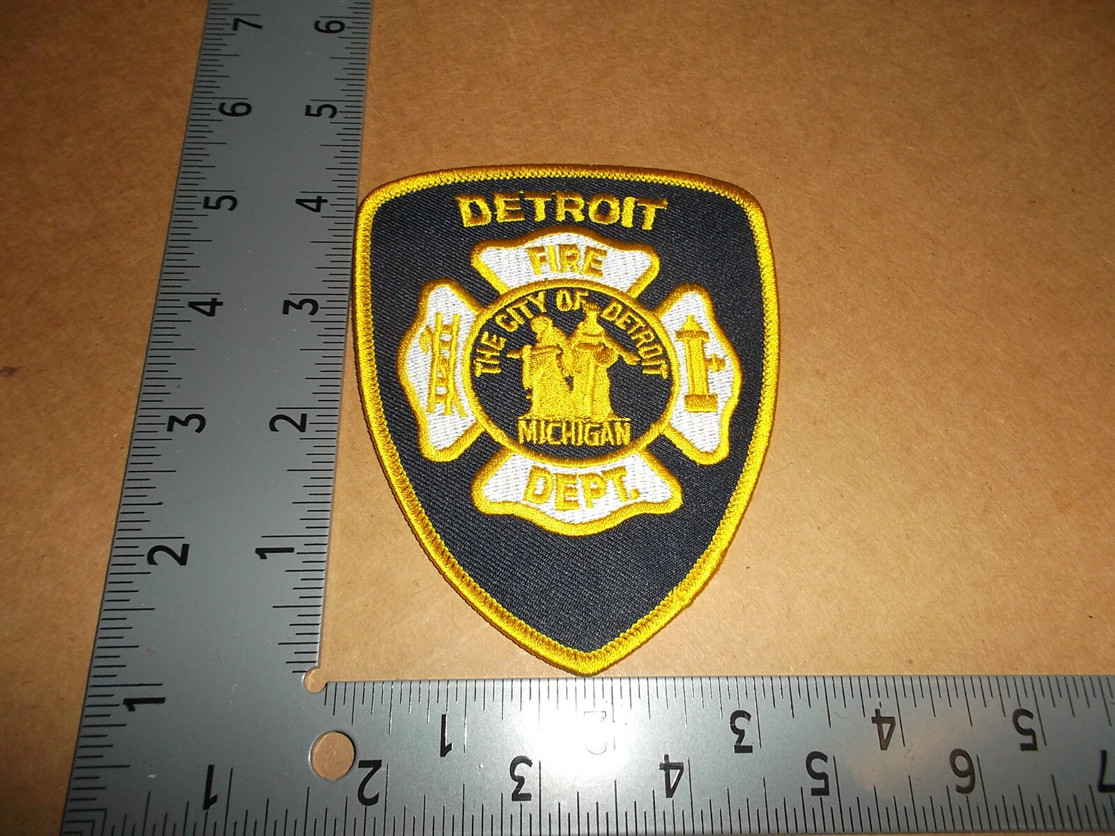 The City Of Detroit Fire Dept Rescue Patch~Michigan~MI~New~Emergency Services~