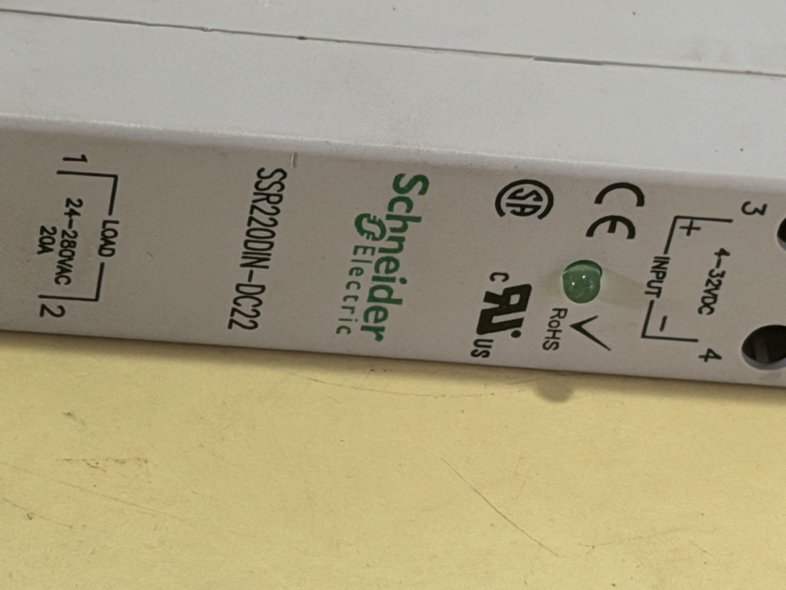 Schneider SSR220DIN-DC22