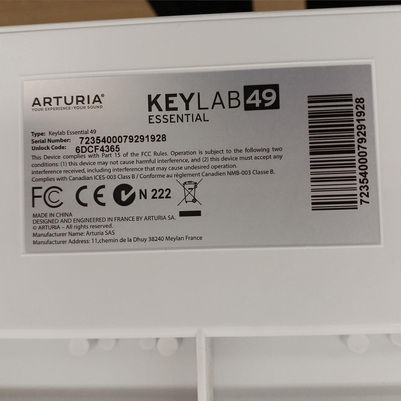 Arturia KeyLab Essential 49 USB MIDI Keyboard Controller White w/ Original Box