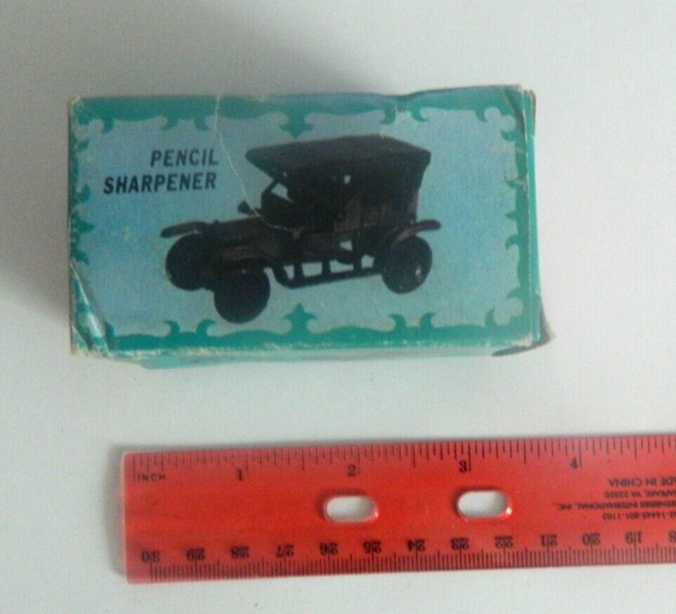 Vintage Antique Finished Die-Cast Miniature Car Pencil Sharpener No. 1905. CB1