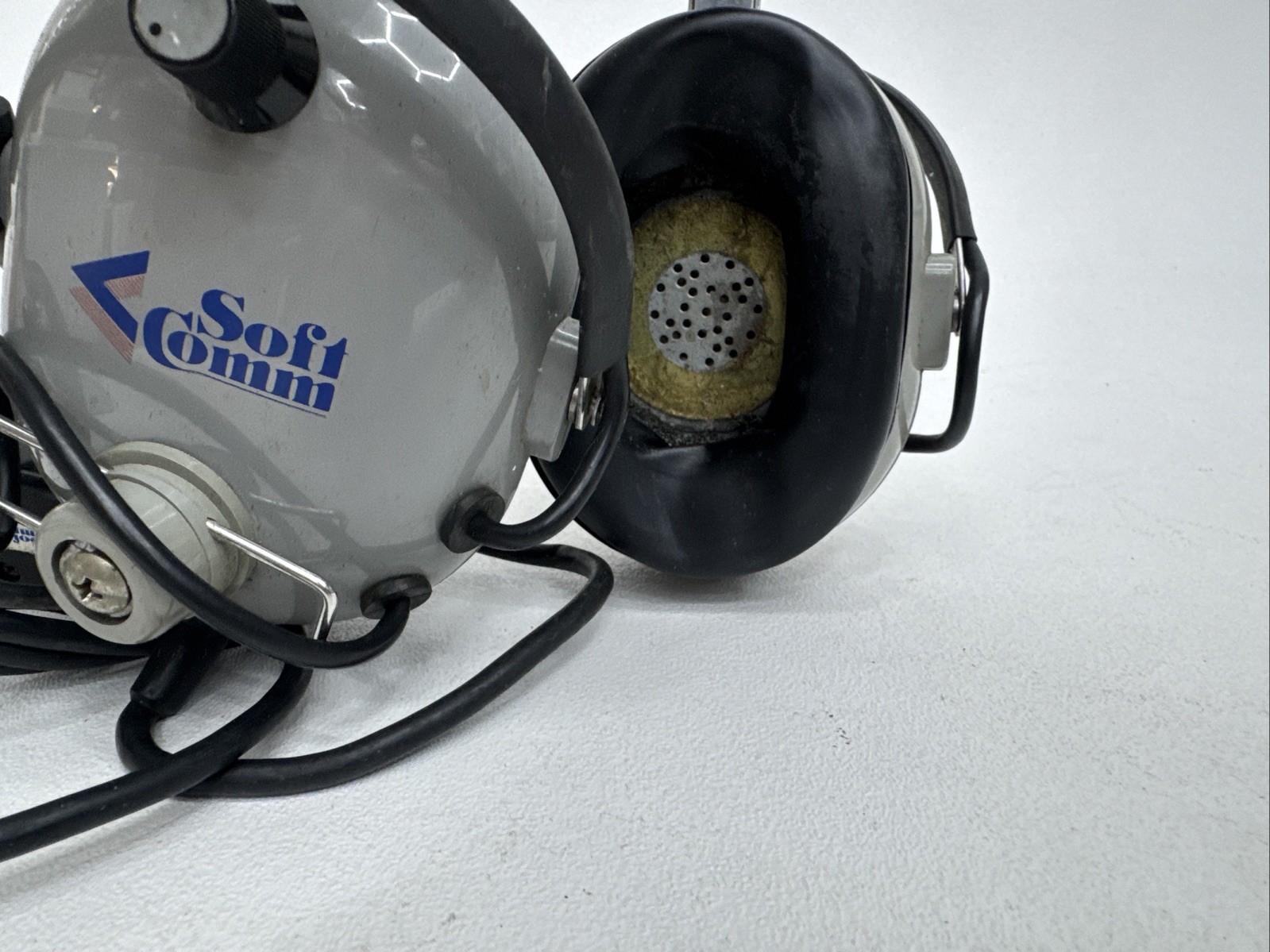 Soft Comm Concept Industries Pilot Headphones Stereo Headset Model C-40