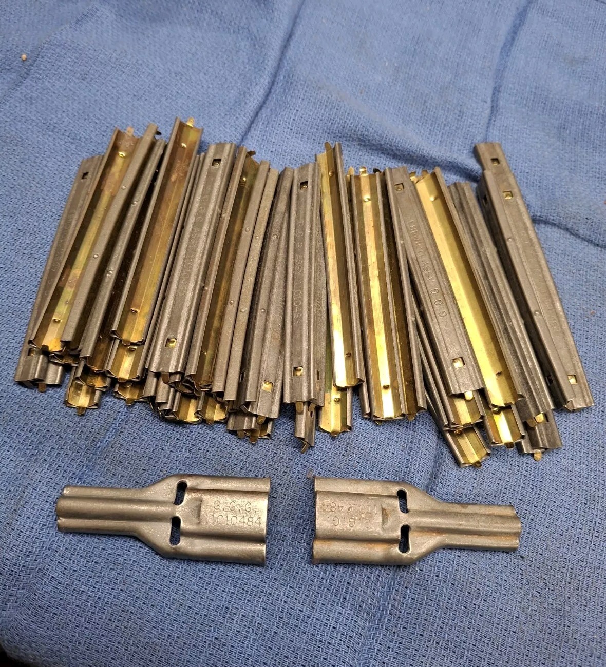 USGI Stripper Clips + Charger for .223, 5.56mm- 50 ct Speed Reloaders, 10 round