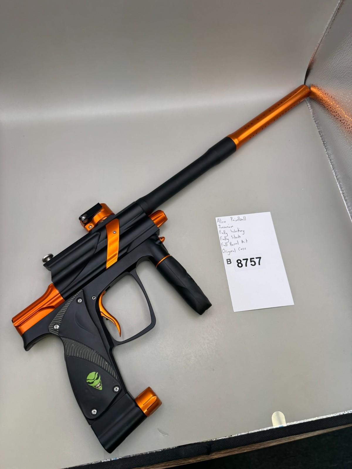 Alien Paintball Invasion - Paintball Marker Fully Working