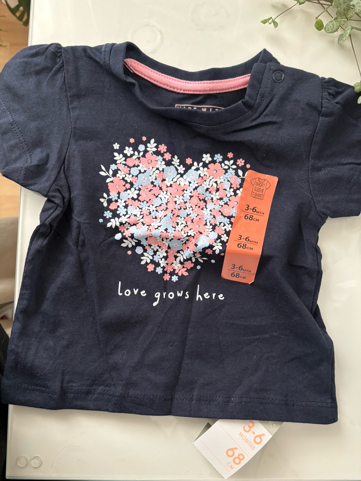 Baby girl floral top Love grows here heart print 3-6 Months Tshirt Short Sleeve