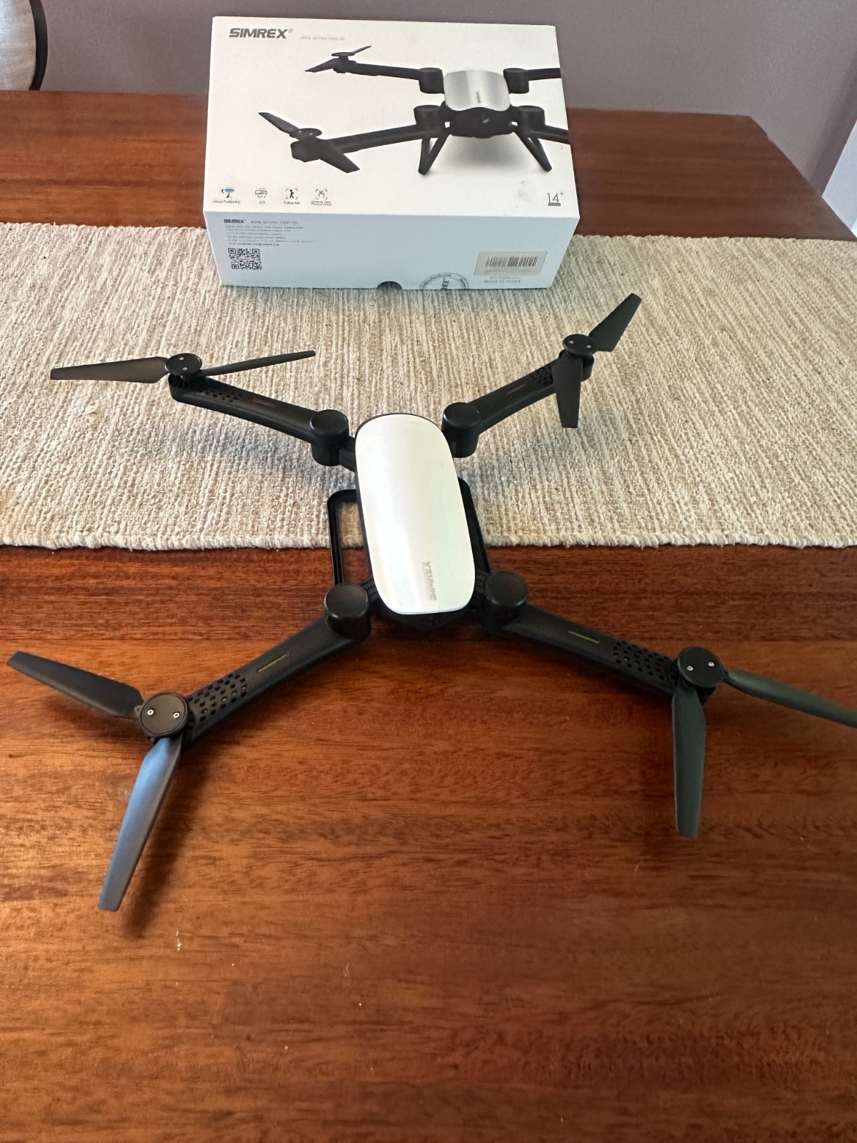 SIMREX X900 Foldable WiFi Camera Drone HD Cam Altitude Hold NEW Open Box Tested