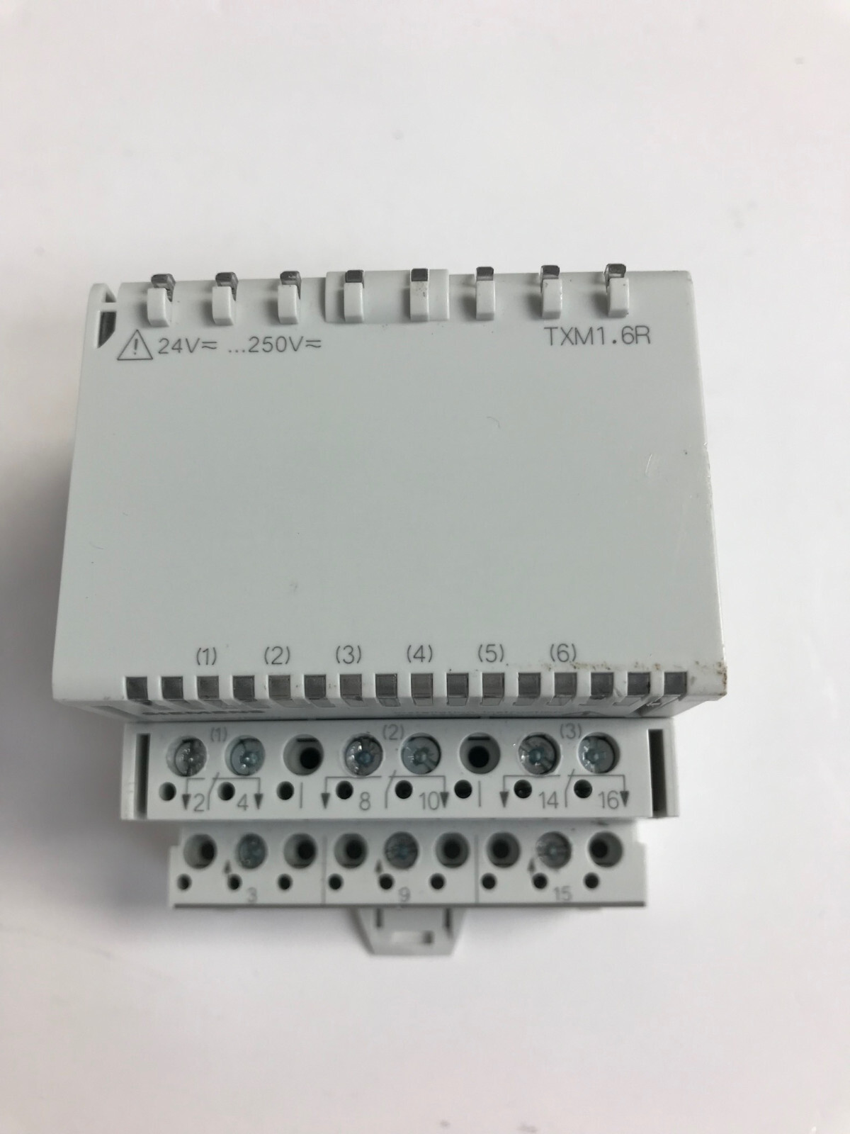SIEMENS TXM1.6R RELAY OUTPUT MODULE