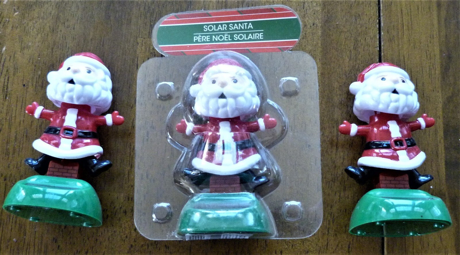 Lot of 3 Solar Powered Dancing Christmas Santa on Chimney   NEW