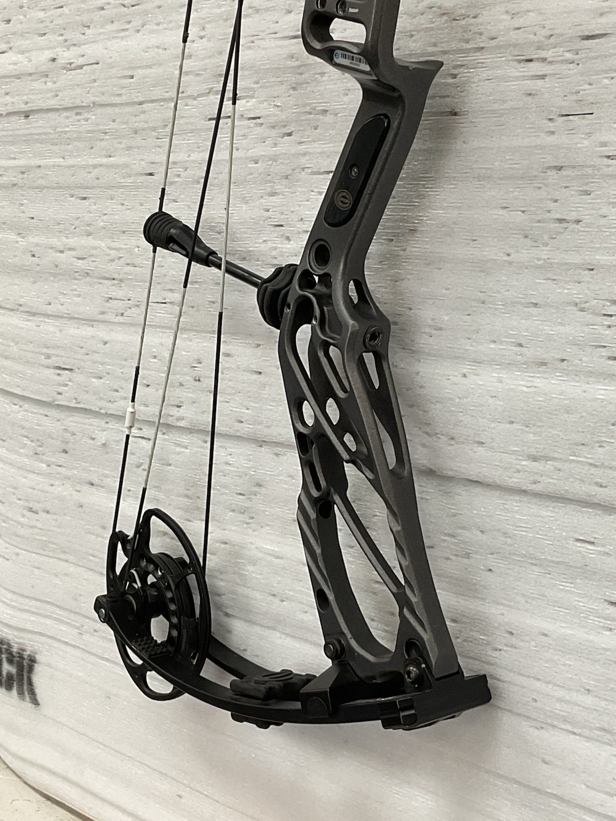 Elite Kure #65, RH In Graphite Gray