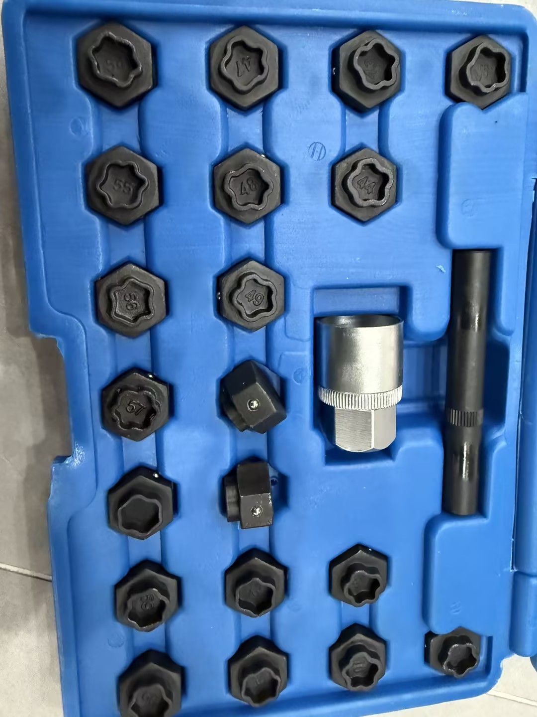 22Pc For BMW Wheels Locks Socket Anti-Theft Wheel Locking Bolt Nut Key Removal