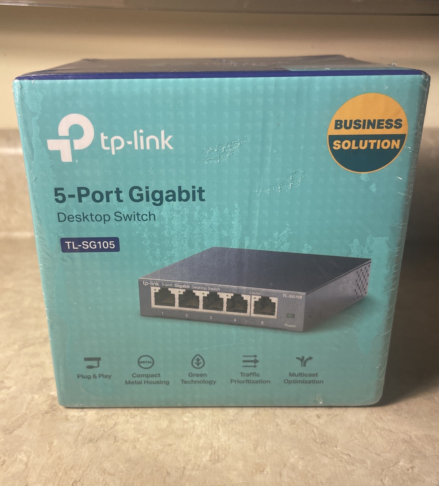 TP-LINK Technologies TP-Link (TL-SG105) 4-Ports External Switch - NEW