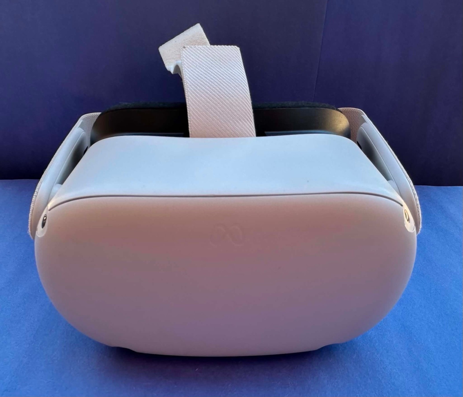Meta Oculus Quest 2 - 128GB VR Headset