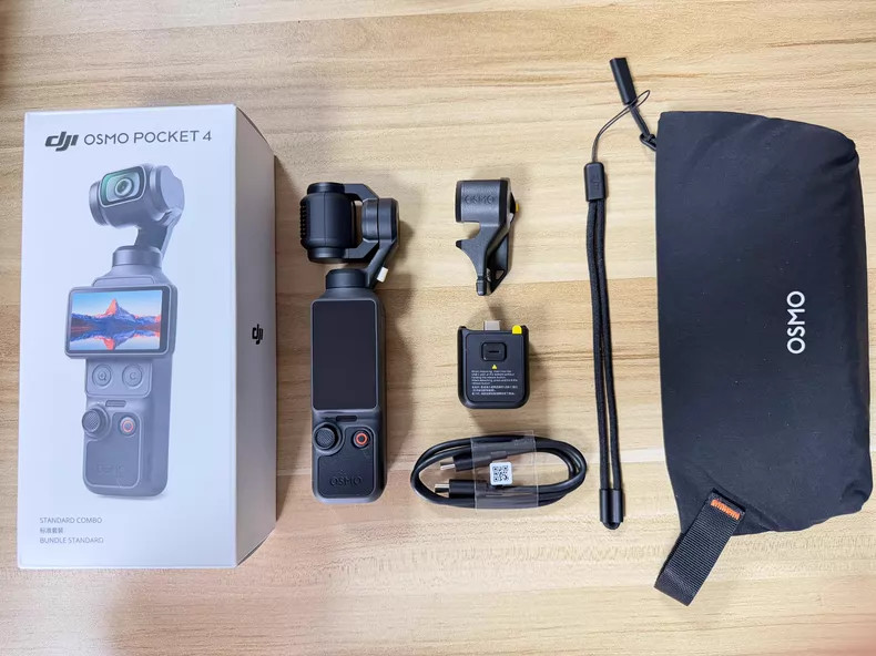 DJI Osmo Pocket 4 Standard Combo 1" CMOS Gimbal Camera 4K Vlog Camera - 99%New