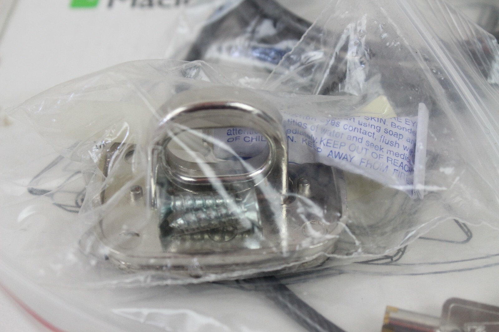 Maclocks CL12UTH BB Universal Tablet Lock Security New w/ Cable and Keys