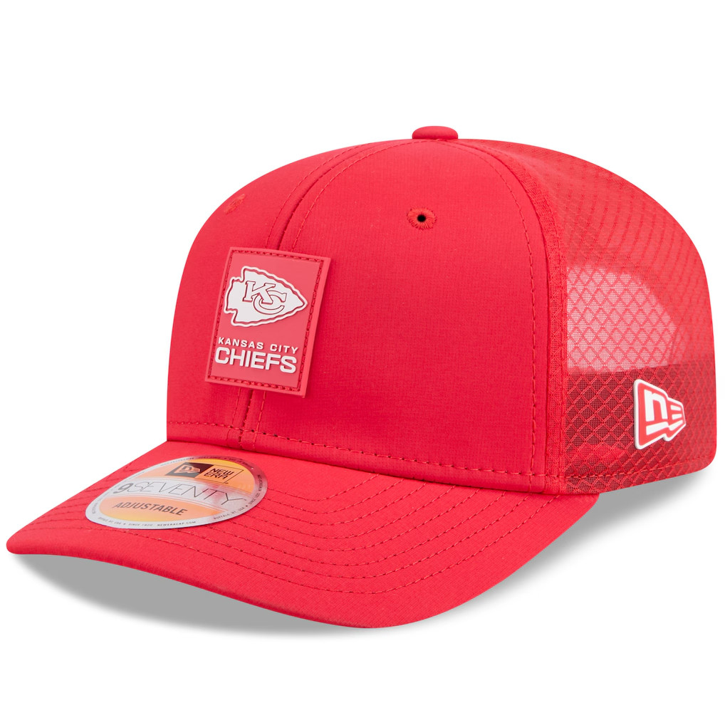 NEW ERA Kansas City KC Chief 2025 Sideline 9Seventy Red Trucker Hat Men Snapback