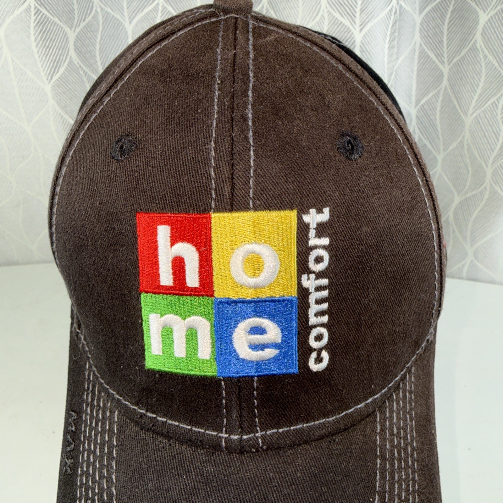 Home comfort in Multicolor Square Logo on Brown Hat Cap HookLoop Homecomfort.net