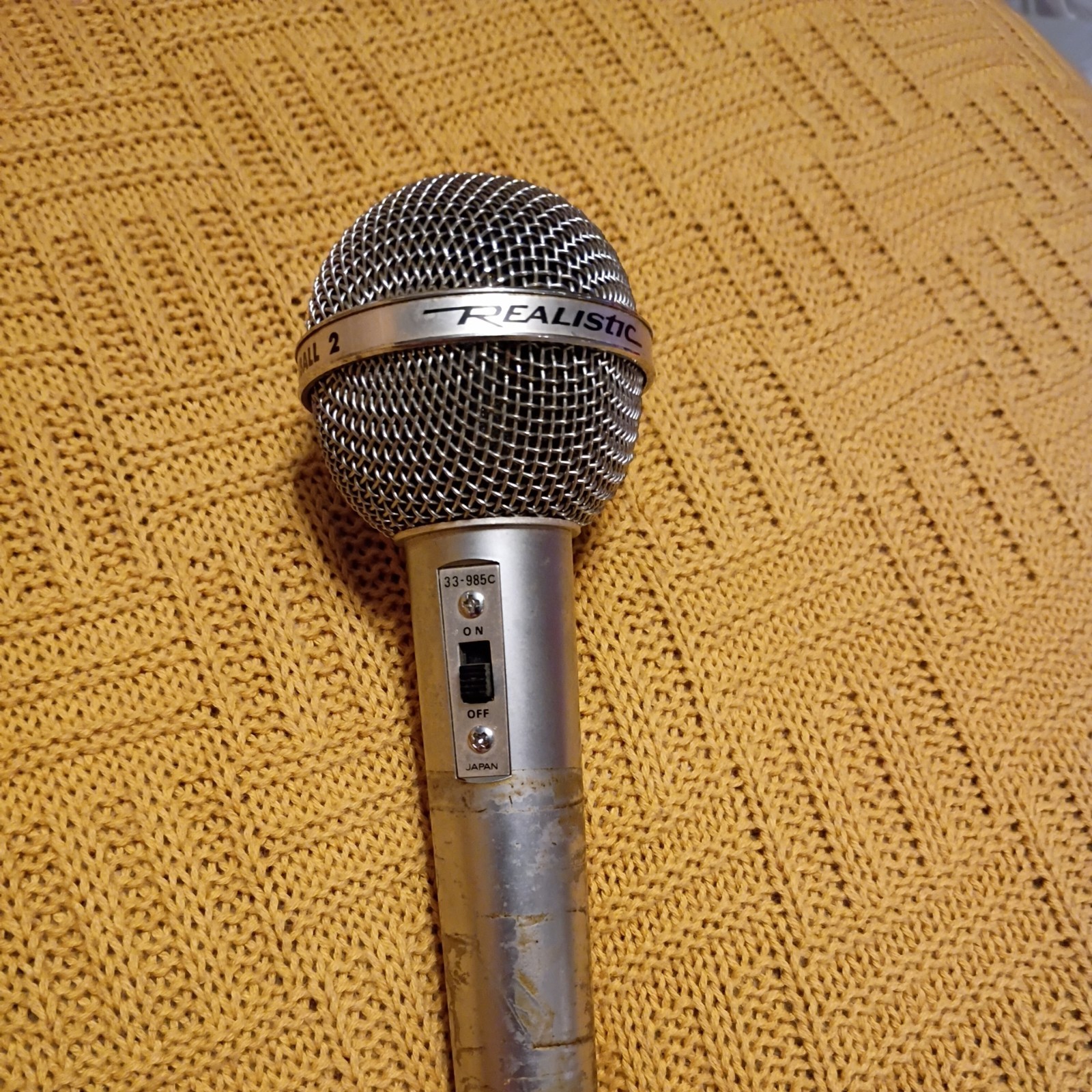 Realistic HighBall 2, Omnidirectional 600 ohms Microphone Made in Japan