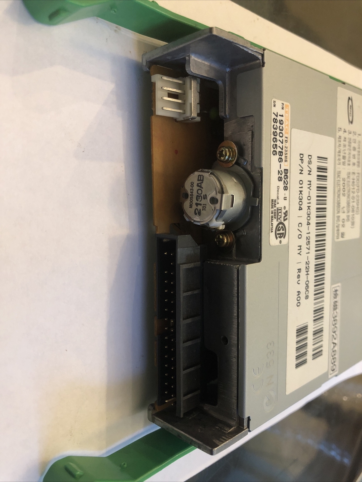 TEAC FD-235HG 3.5" 1.4MBFloppy Disk Drive
