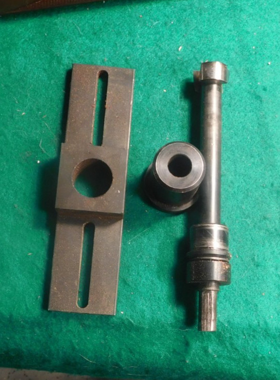 Graco Adjustable RECOIL pad Drilling Fixture  model DFBP Bin G17