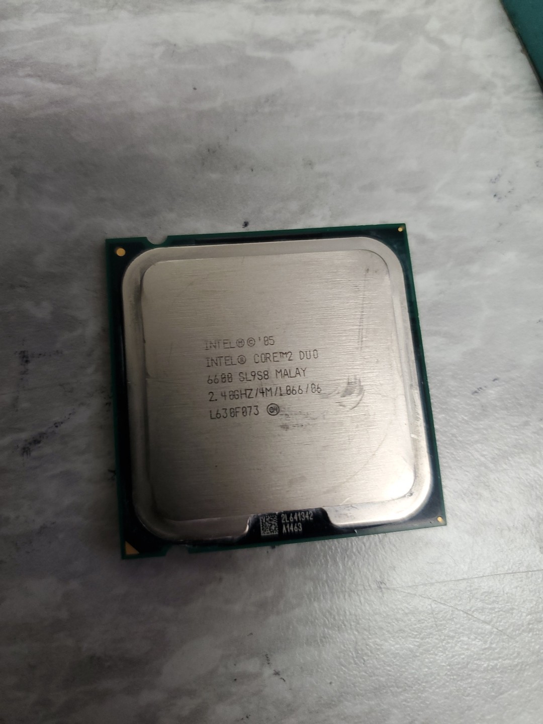Intel E6600  2.4ghz Dual-Core Processor free ship