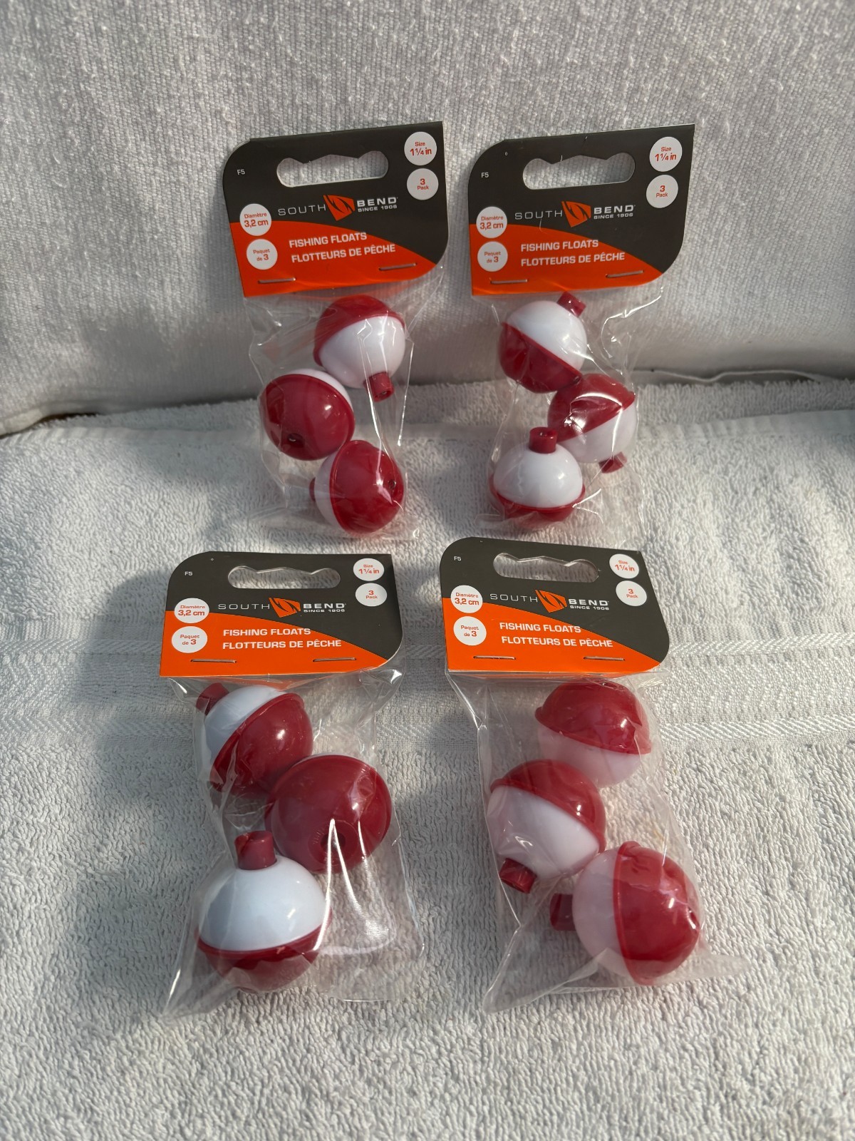 FISHING FLOATS 1 1/4" INCH LOT OF 4 NEW SOUTH BEND