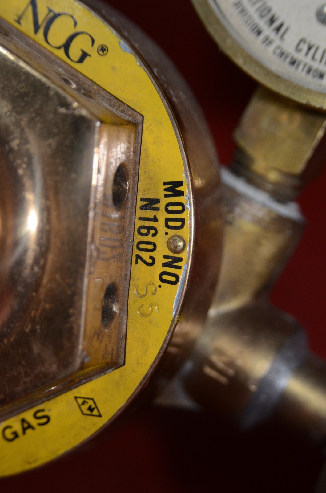 NCG Oxygen Regulator N1602 Gauges Supply Scott Splitter Disconnect Vtg Medical