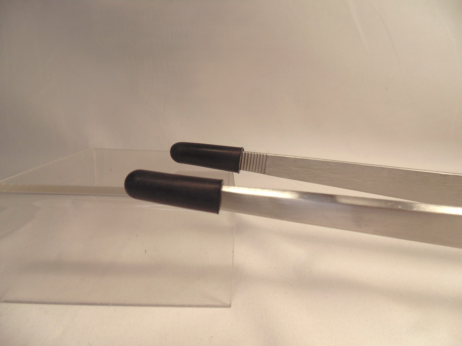 Tweezers 24" Long