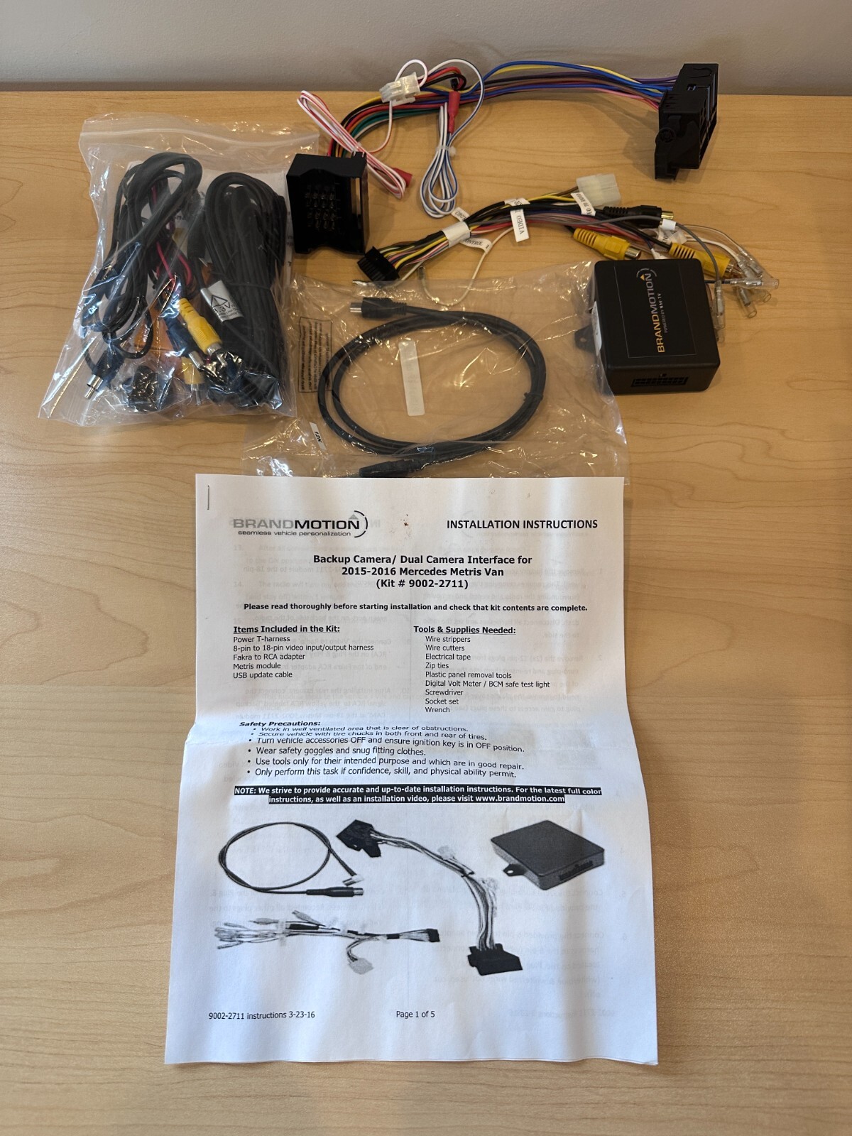 Brandmotion 9002-7711 Rear Vision Camera Kit / Mercedes Metris 2016-2023