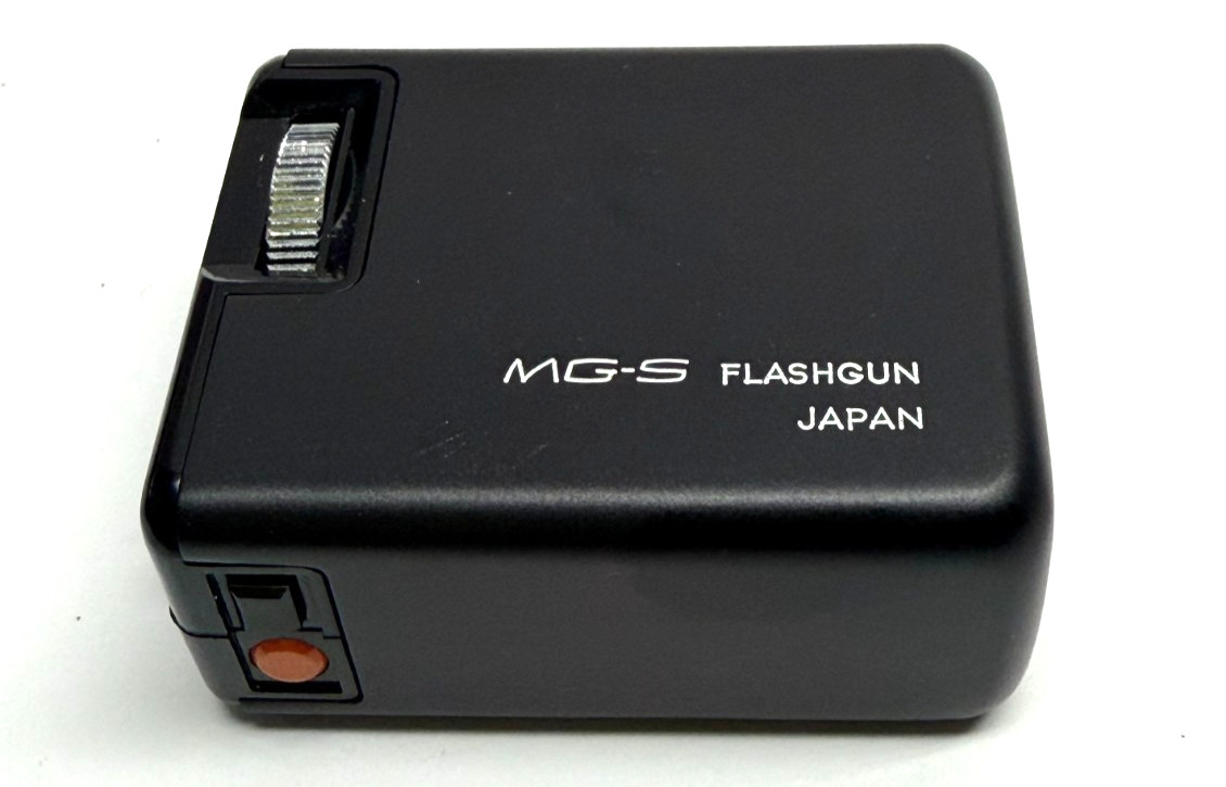 Vintage New Minolta MG Flash For 16mm Minolta Camera MINT