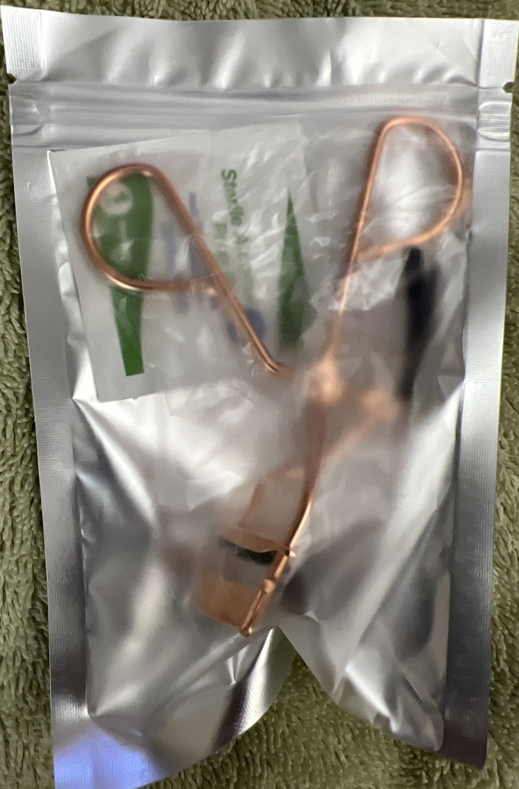 Eyelash Curler w/Refill Pads- New/Sealed