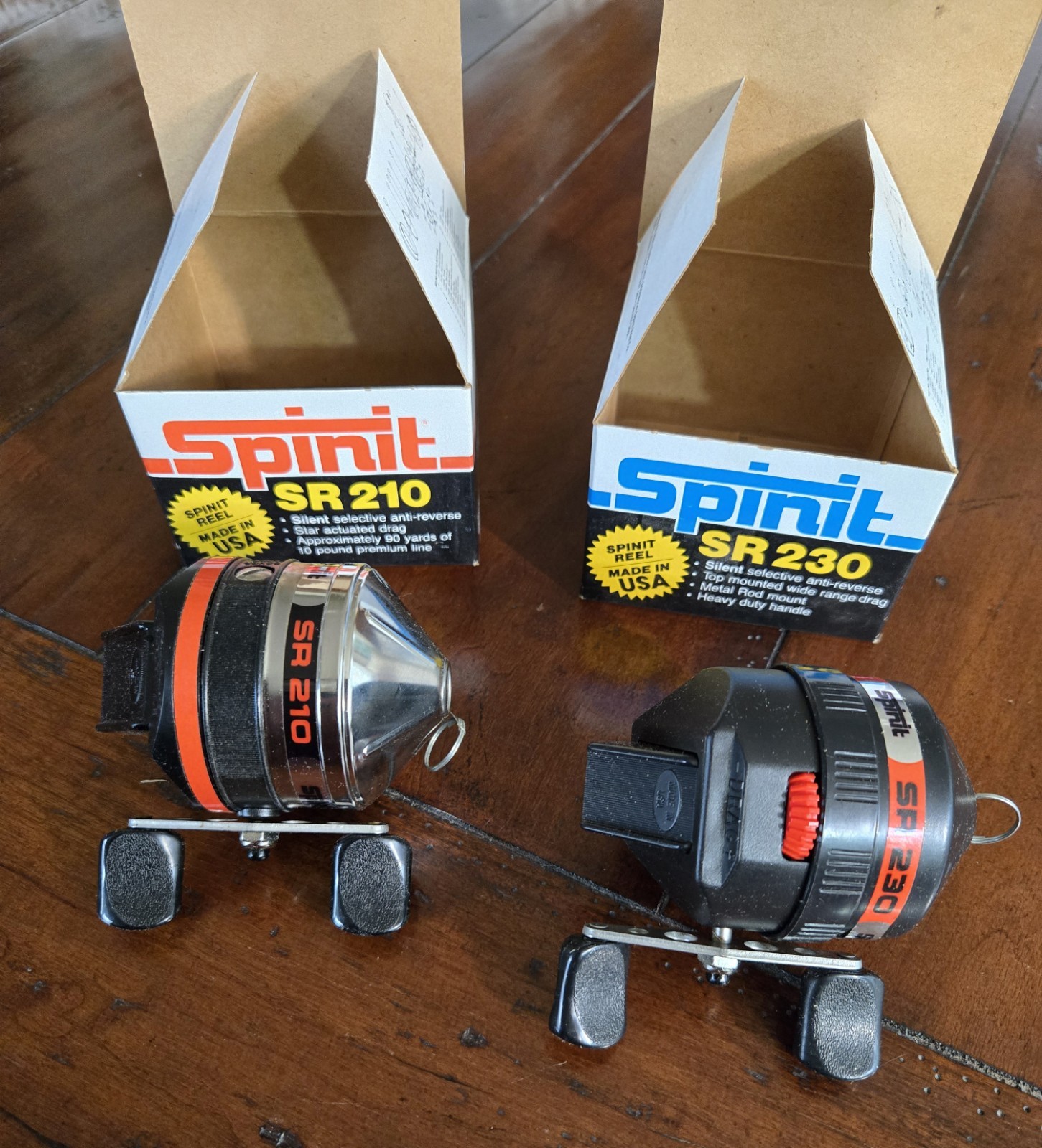 NOS Pair (2) of Vintage Spinit SR 210 & SR 230 Fishing Reels  Made in the USA