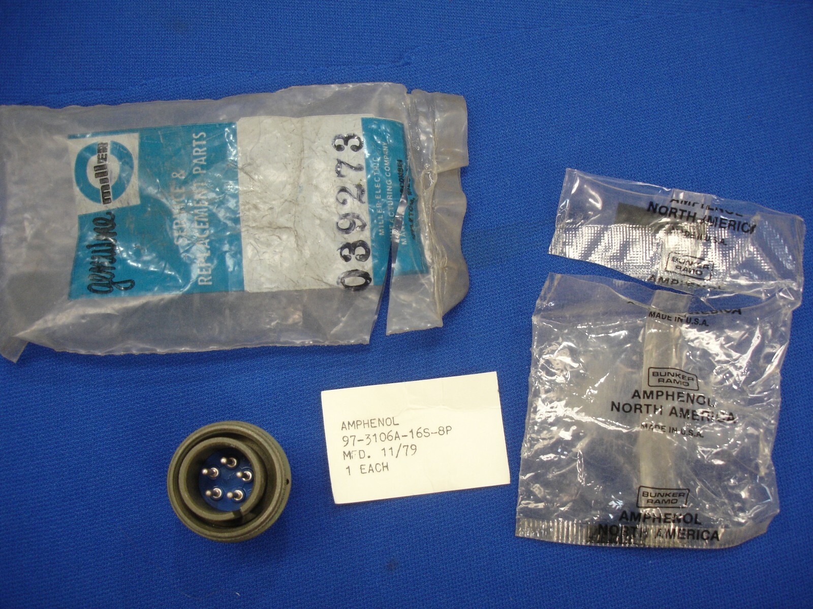 Miller Male Amphenol plug 039-273 Kit  97-3106A-16S-8P
