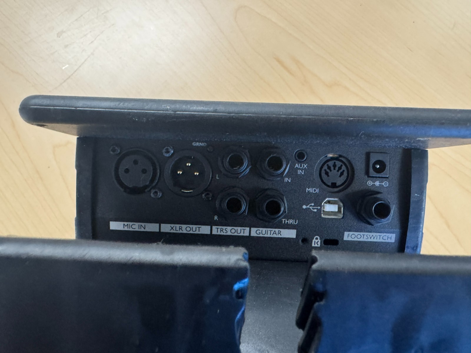 TC-HELICON VOICELIVE TOUCH 2 Vocal Effects Processor - Tested & Working!