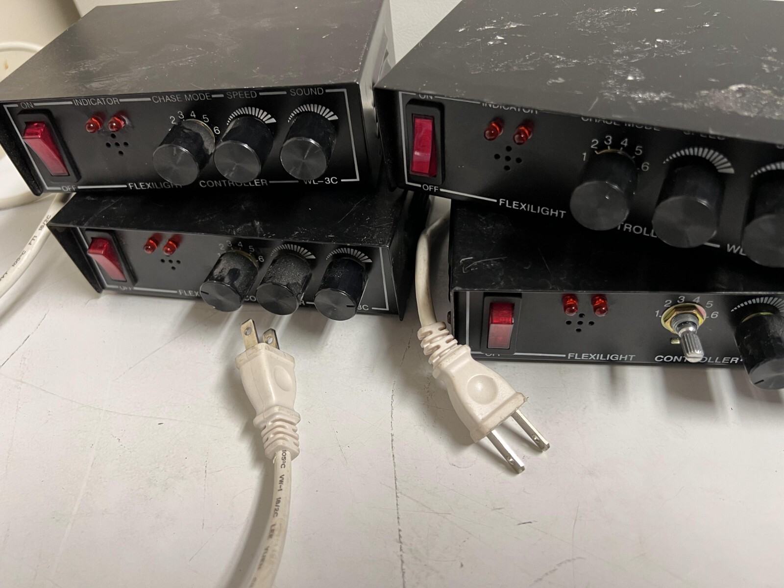 Lot of 4 Flexlight WL-3C-Wire 1/2” Rope Light 120V Controller 960W Chaser Party