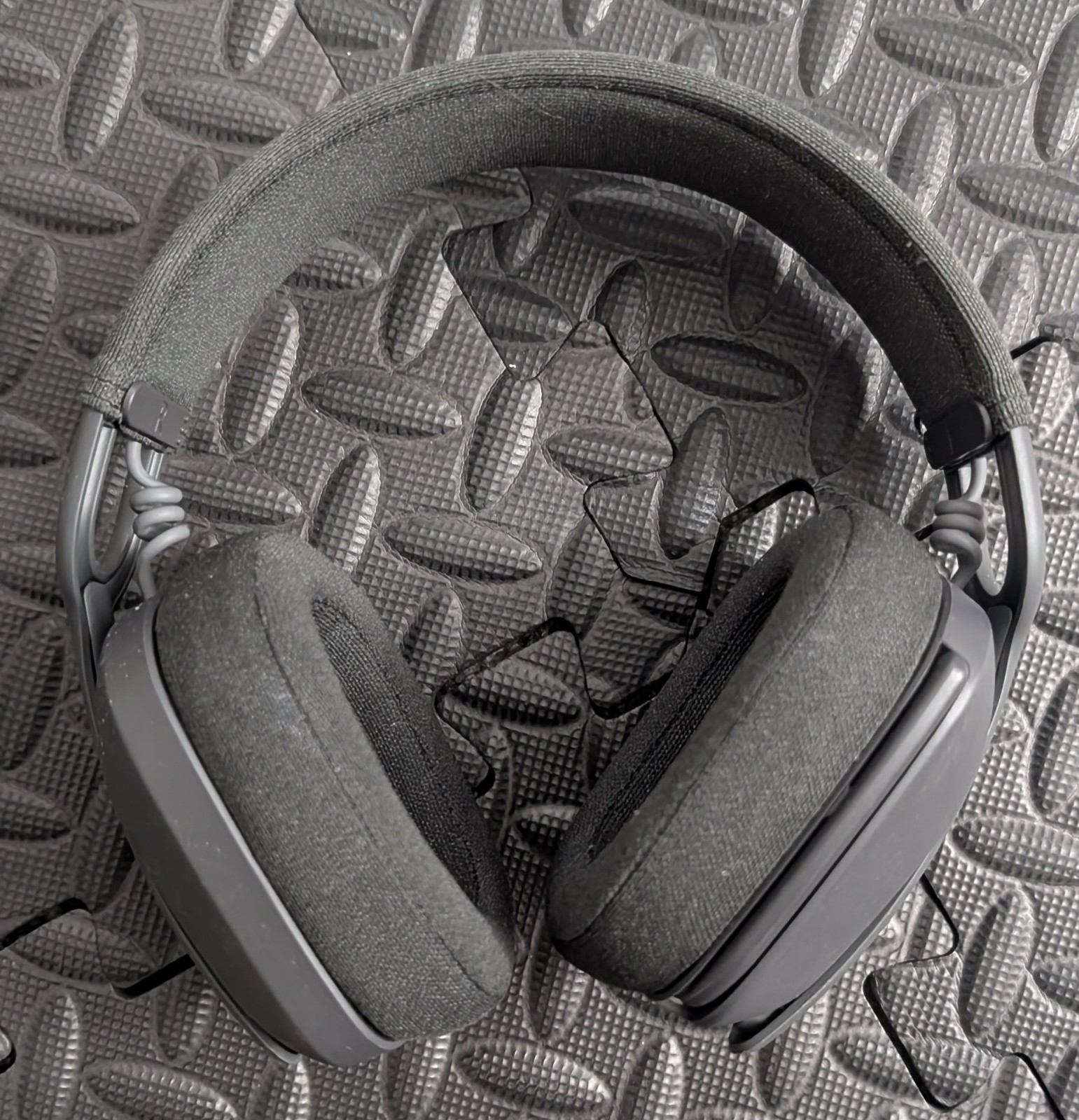 Logitech Zone Vibe 125 Bluetooth Headphones